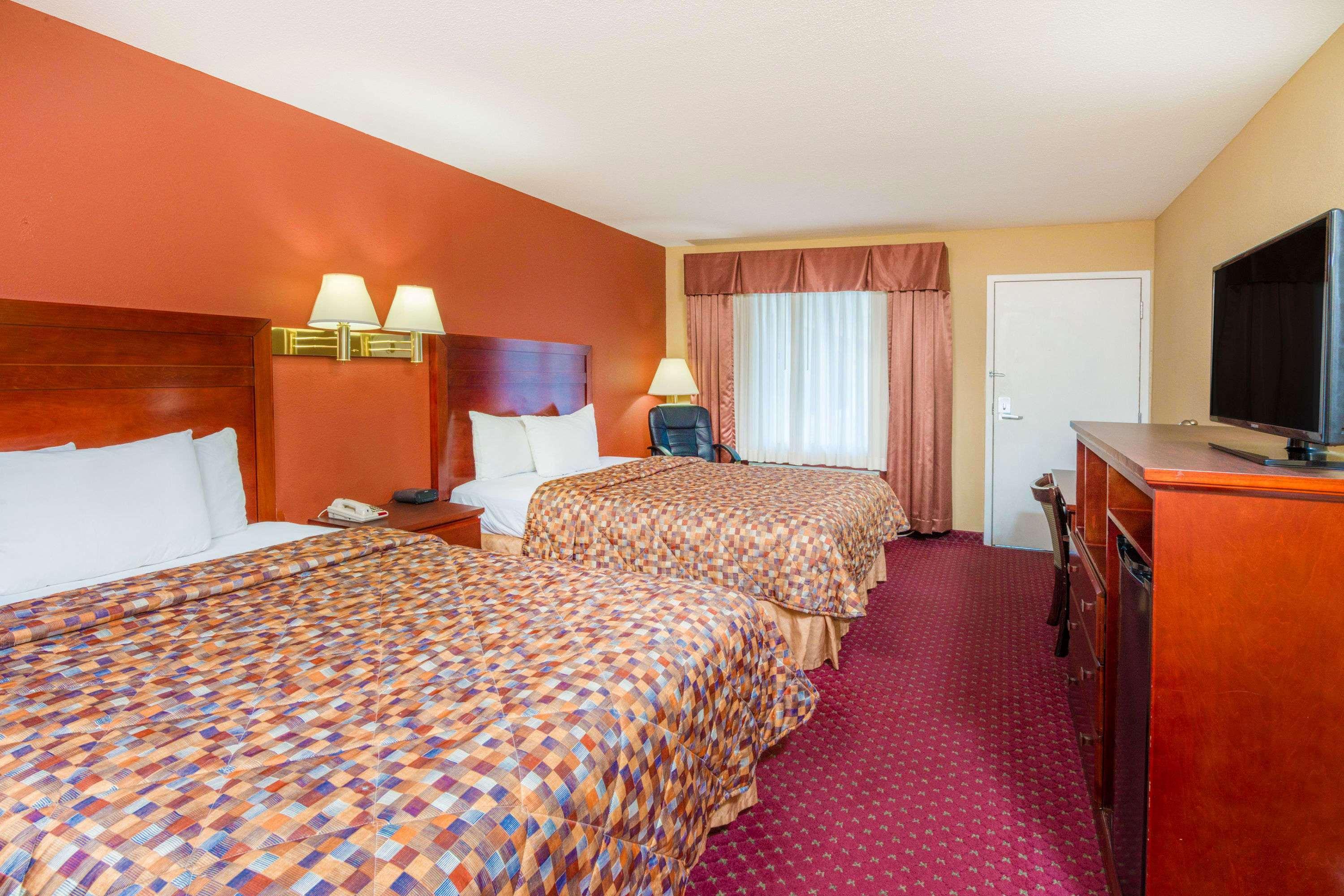 Days Inn By Wyndham St. Robert Waynesville/Ft. Leonard Wood Exteriér fotografie